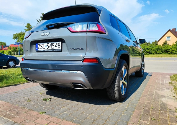Jeep Cherokee cena 99900 przebieg: 49000, rok produkcji 2019 z Sławno małe 172